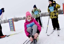 В новомичуринских гонках «Лыжни России» участвовали пятьдесят взрослых и детей