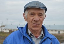 Более 50 лет Михаил Ветютнев трудится энергетиком в колхозе «Шелковской» Старожиловского округа