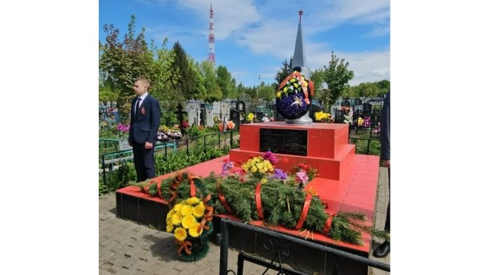 Пронск_братская могила_30.07 (2)