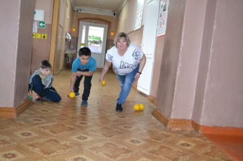 Учитель-Надежда-Кудояшова-тренирует-своих-подопечных020